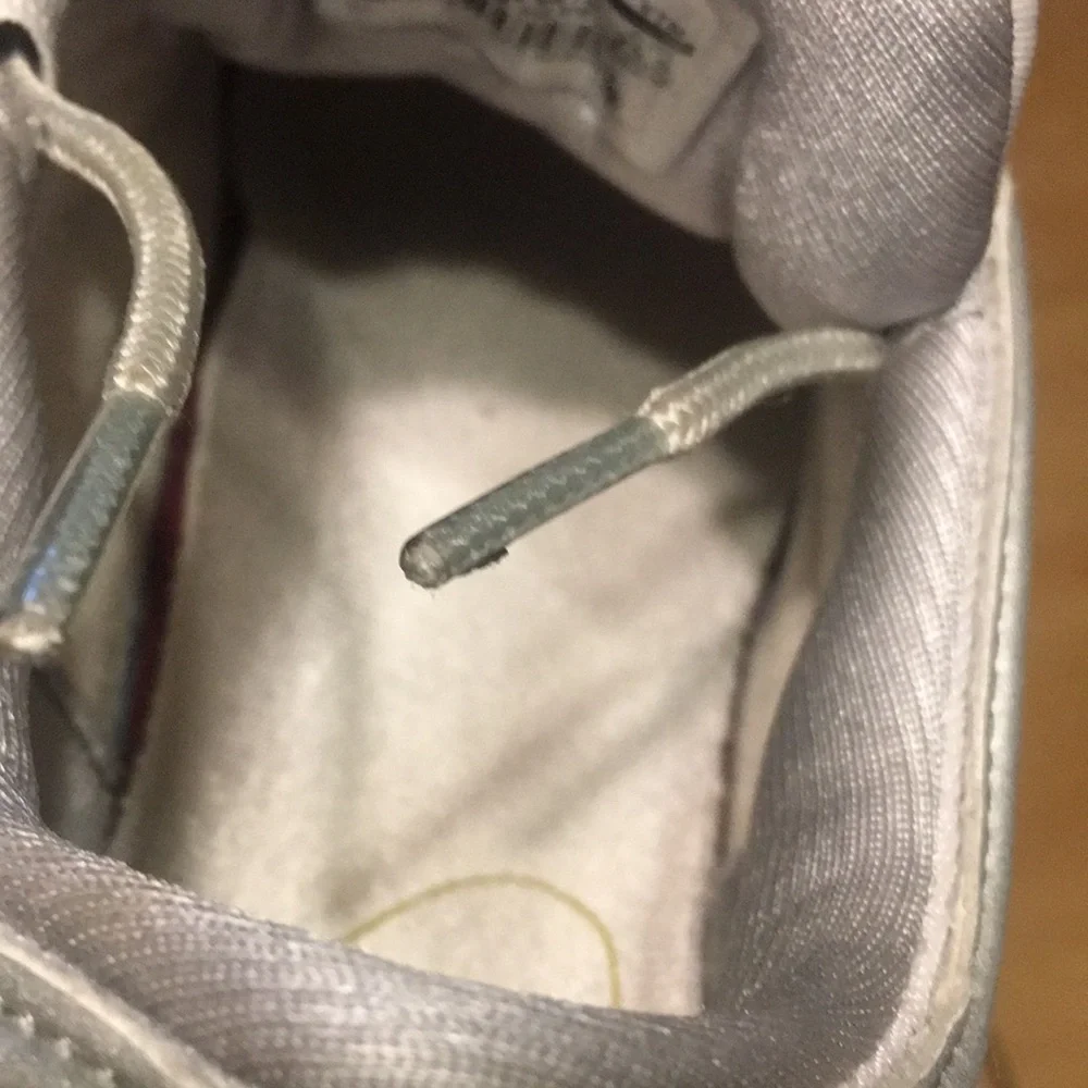 Nike Women's Silver and Gold Air Max 97 Sneakers - Picture 12 of 14